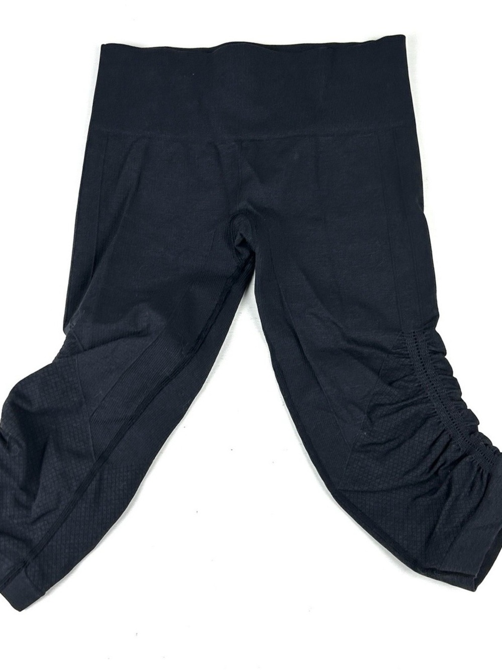 lululemon athletica Black Ruched Capri Leggings - Picture 2 of 6